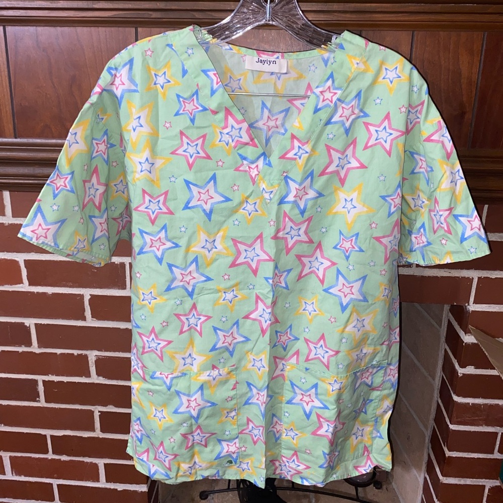Women’s scrubs